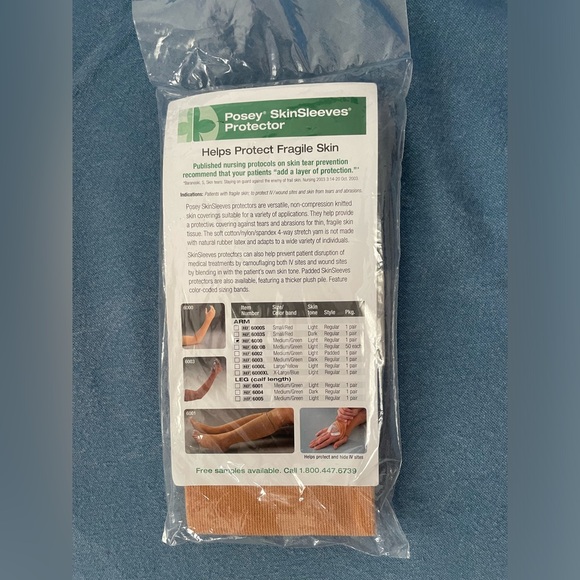 New in Bag Pair of Posey Skinsleeves for Arms, Medium Green Band - Picture 2 of 3